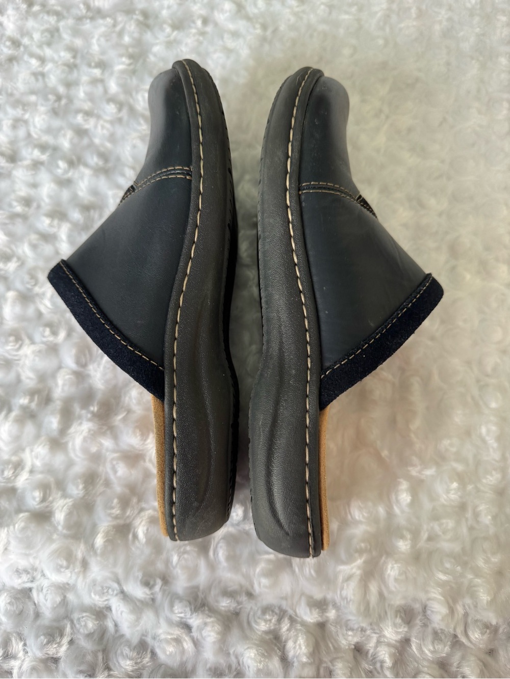 Clarks Collection Navy Blue Slip-On Clogs - Picture 5 of 11
